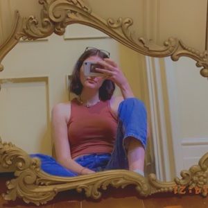 Meet your Posher, Isabella